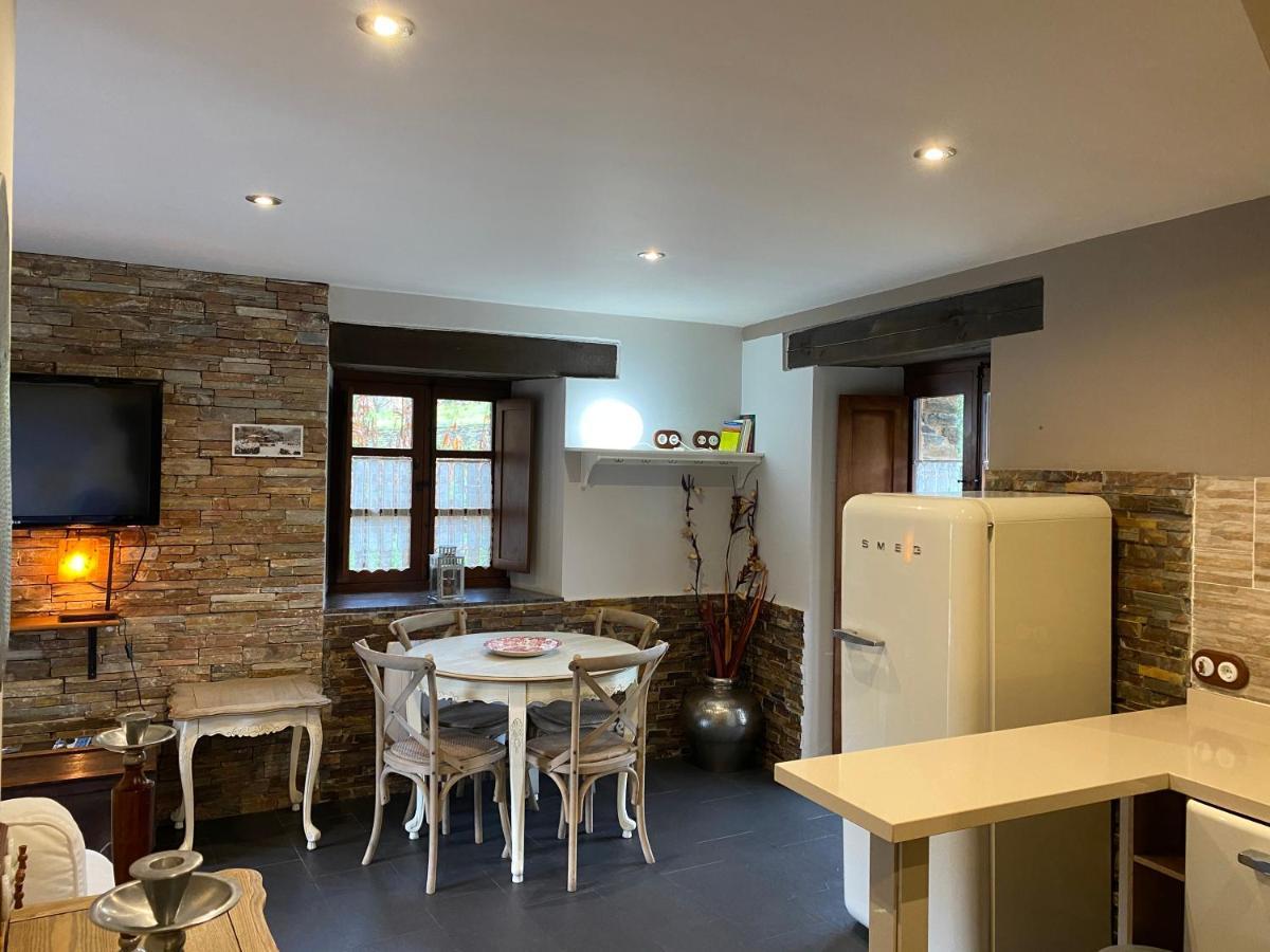 Casas Rurales Tareira En Taramundi Ngoại thất bức ảnh