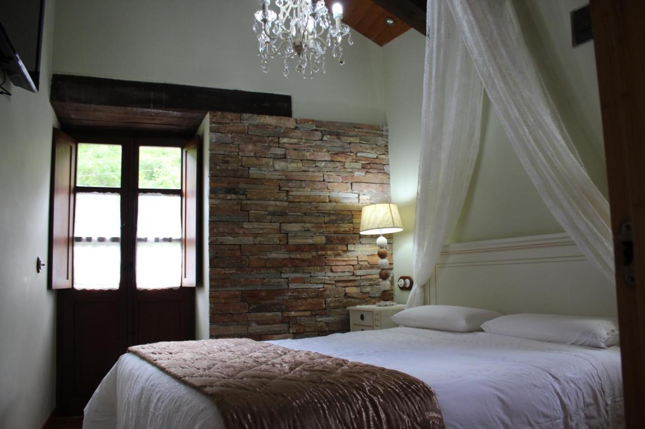 Casas Rurales Tareira En Taramundi Ngoại thất bức ảnh